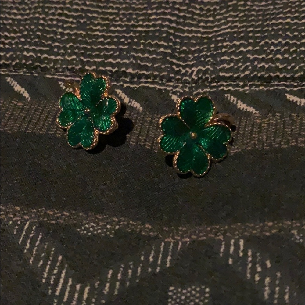 Clover earrings